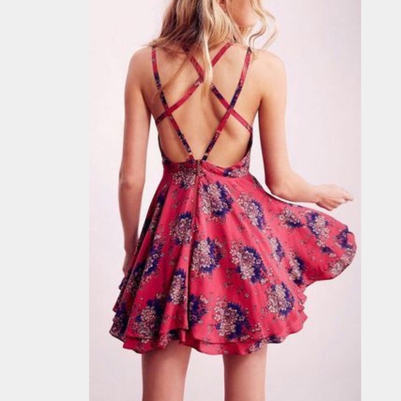 Dresses & Skirts - Whimsical Pink Floral Print Dress